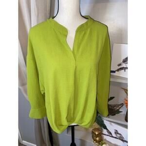 Stunning Unique Ivy Jane size M/L Green GUC Blouse
Top